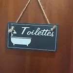 Alojamento de Acomodação e Pequeno-almoço Il Nido Dell'aquila Sardara